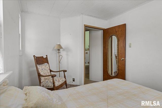 3120 S 13TH Street, Springfield, IL 62703