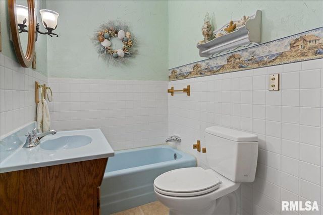 3120 S 13TH Street, Springfield, IL 62703