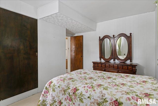 3120 S 13TH Street, Springfield, IL 62703