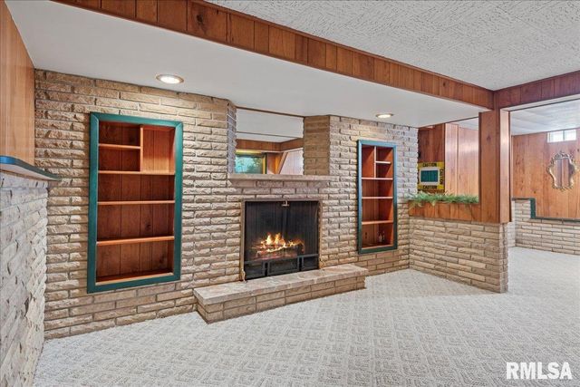 3120 S 13TH Street, Springfield, IL 62703