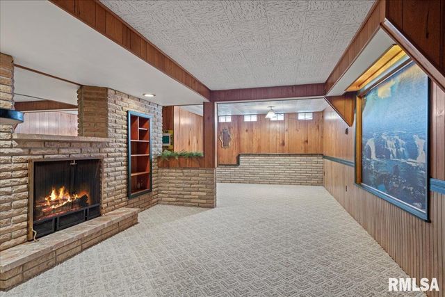 3120 S 13TH Street, Springfield, IL 62703