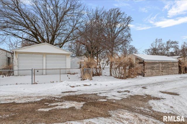 3120 S 13TH Street, Springfield, IL 62703