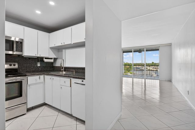 777 S Federal Highway 408, Pompano Beach, FL 33062
