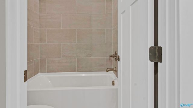 7100 Raquel Circle SE, Gurley, AL 35748