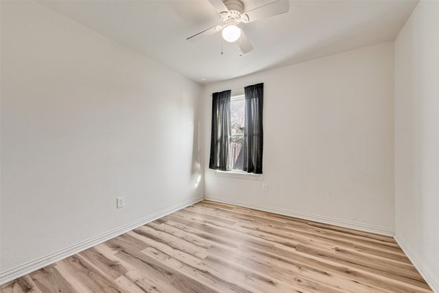 1303 S Medora Street, Terrell, TX 75160
