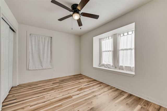 1303 S Medora Street, Terrell, TX 75160