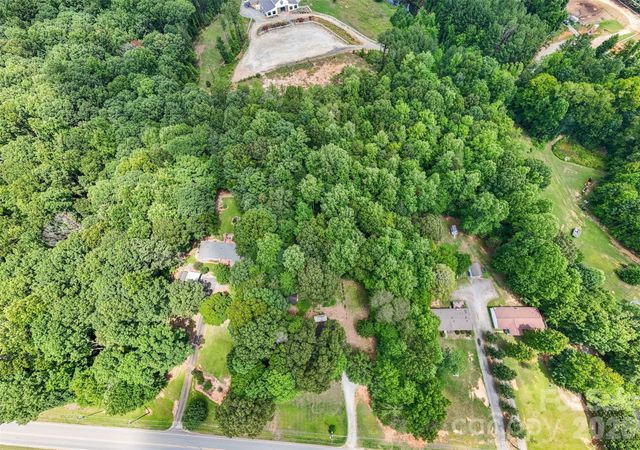 8178 Island Point Road, Sherrills Ford, NC 28673