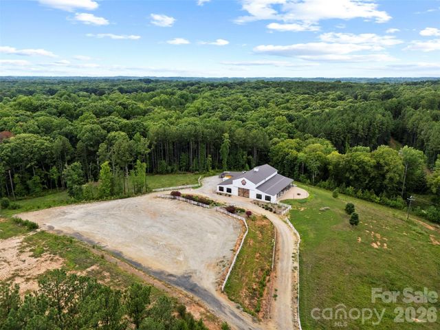 8178 Island Point Road, Sherrills Ford, NC 28673