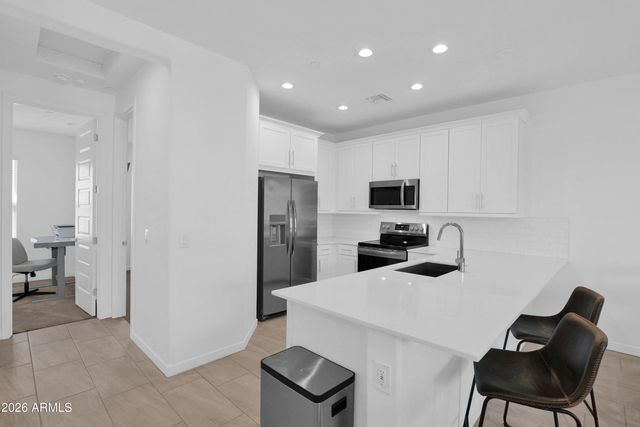 9838 E WAVELENGTH Avenue, Mesa, AZ 85212