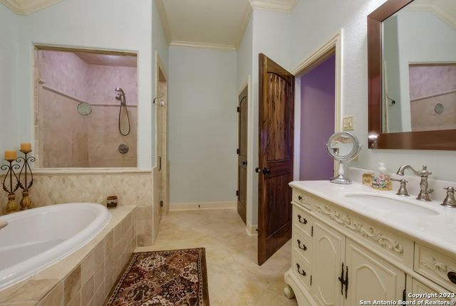 188 CLAYWELL DR, Alamo Heights, TX 78209