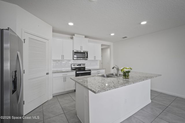 7114 Topaz Drive, Grant-valkaria, FL 32949