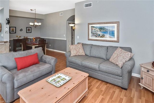 8076 Queen Palm LN # 412, Fort Myers, FL 33966