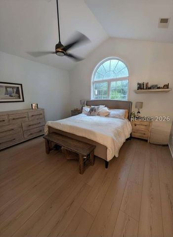 77 James F Byrnes St, Beaufort, SC 29907