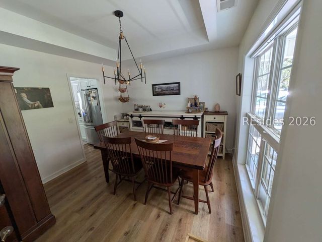77 James F Byrnes St, Beaufort, SC 29907