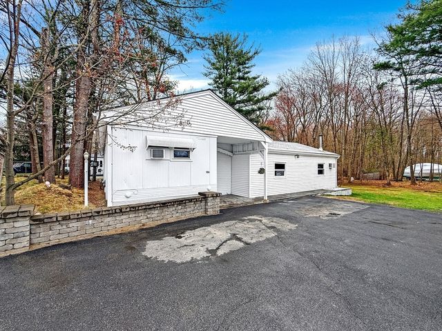 126 Beach Rd, Salisbury, MA 01952