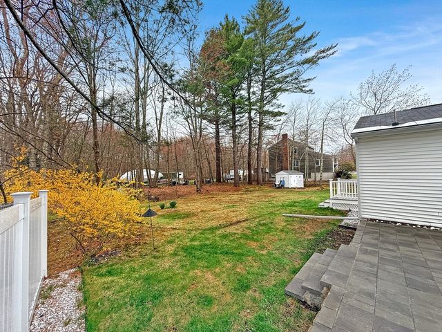 126 Beach Rd, Salisbury, MA 01952