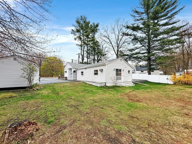 126 Beach Rd, Salisbury, MA 01952