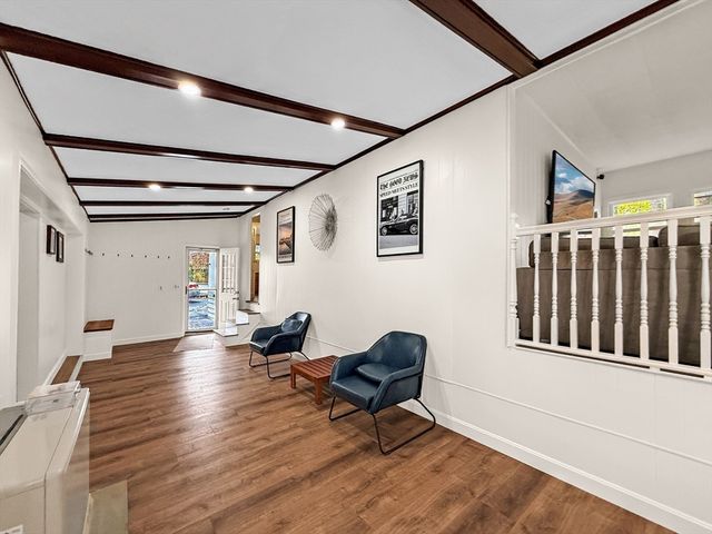 126 Beach Rd, Salisbury, MA 01952