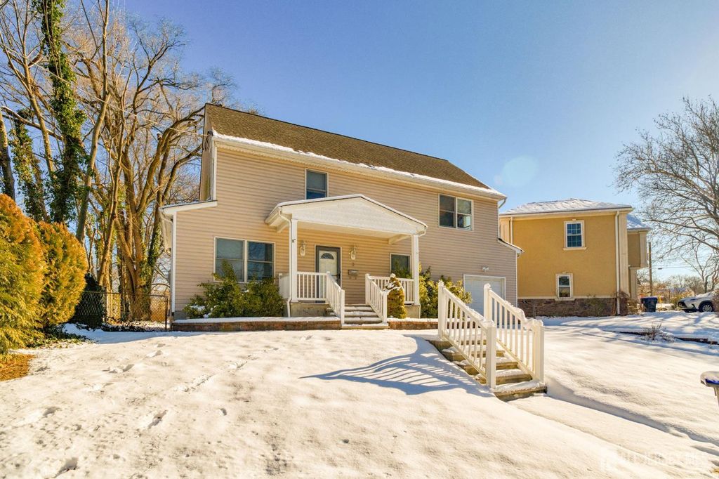 3 Green Acres Avenue, East Brunswick, NJ 08816