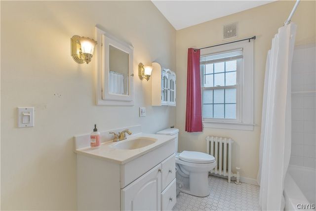 129 Vieau Drive, Syracuse, NY 13207