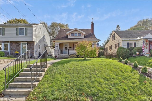 129 Vieau Drive, Syracuse, NY 13207