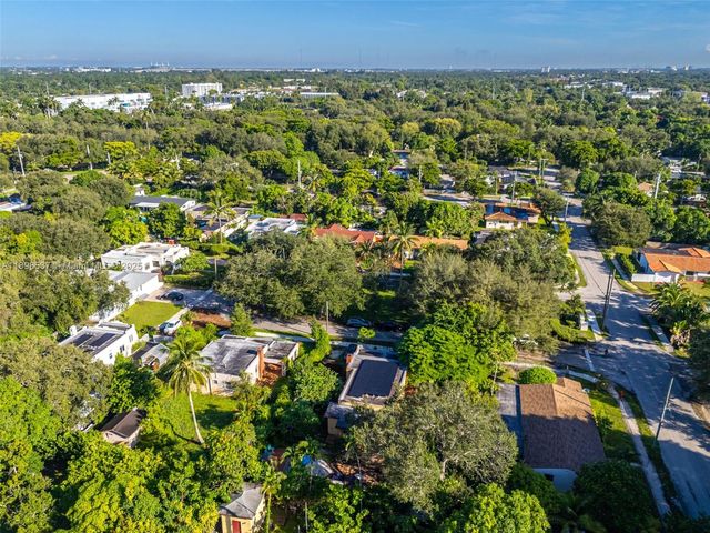472 NE 130th St, North Miami, FL 33161