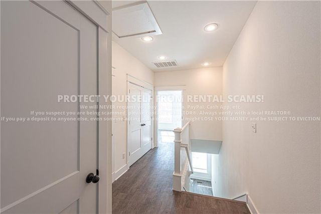 1364 W Cleveland, Fayetteville, AR 72701