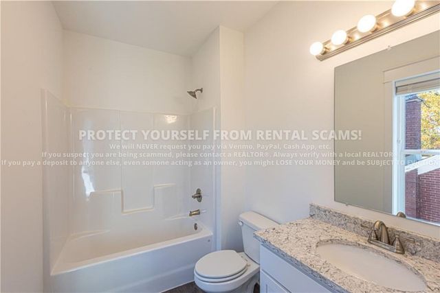 1364 W Cleveland, Fayetteville, AR 72701