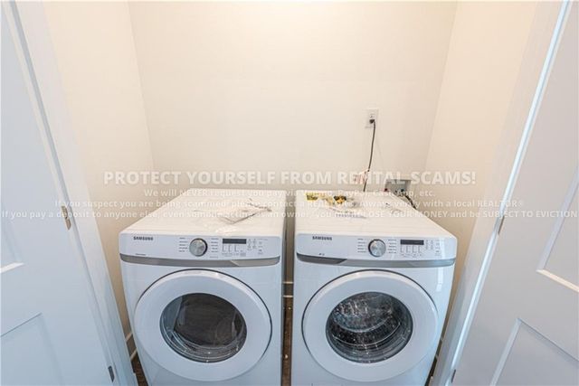 1364 W Cleveland, Fayetteville, AR 72701