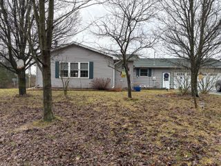 8392 Huff Road, Assyria Twp, MI 49021