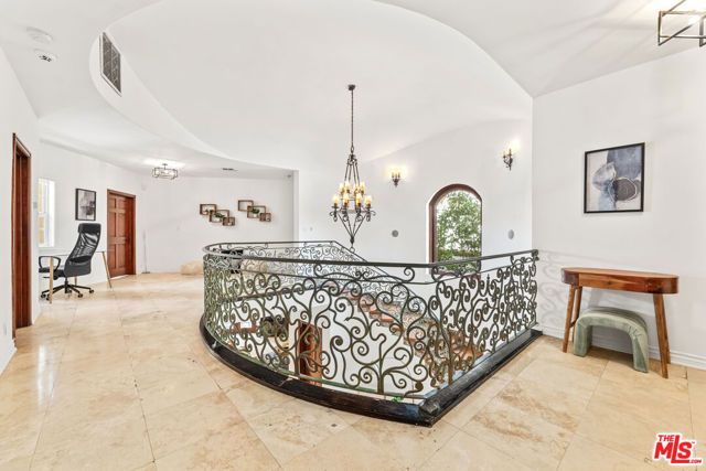 12109 MAXWELLTON Road, Studio City (los Angeles), CA 91604