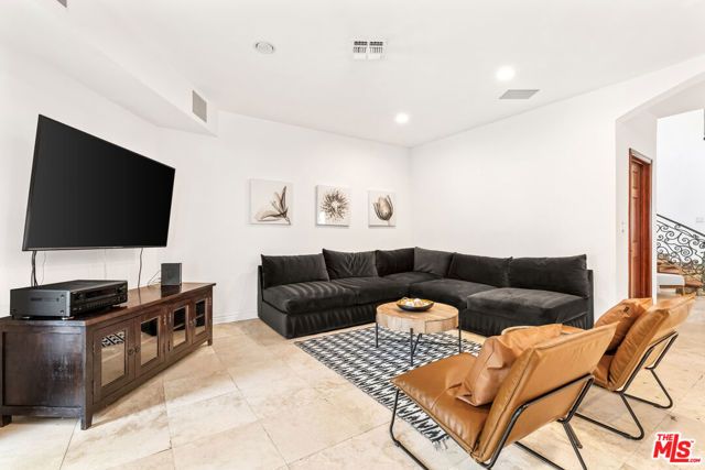 12109 MAXWELLTON Road, Studio City (los Angeles), CA 91604