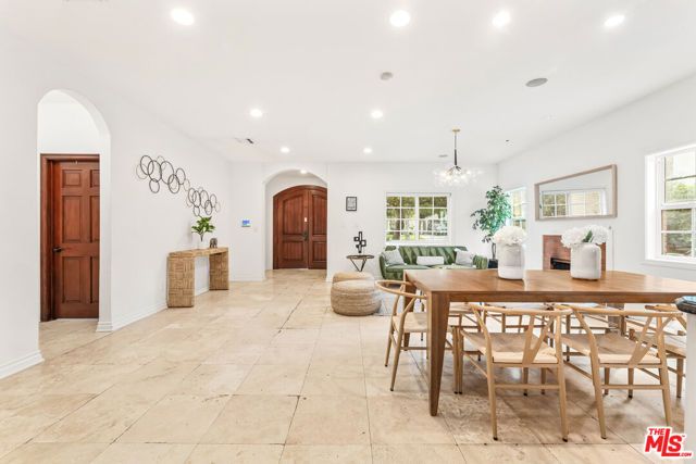 12109 MAXWELLTON Road, Studio City (los Angeles), CA 91604