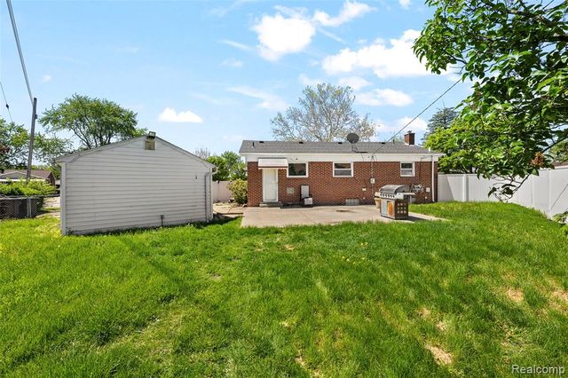 8357 Margaret Street, Taylor, MI 48180