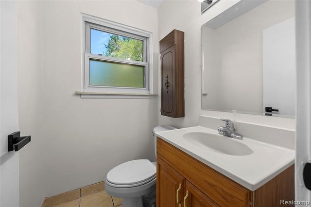 8357 Margaret Street, Taylor, MI 48180