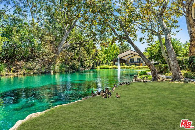 8313 Raintree Circle, Culver City, CA 90230