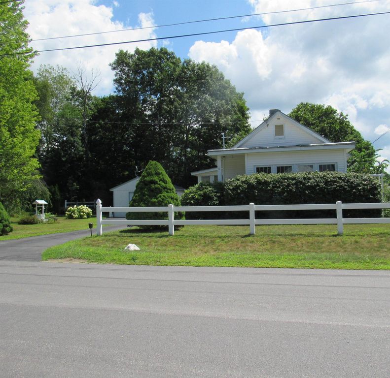 11 Dartmouth Street, Claremont, NH 03743
