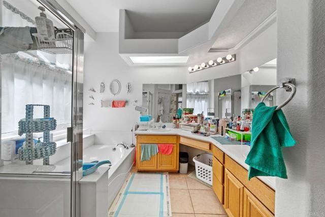 1999 Pecan Tree Street, Hemet, CA 92545