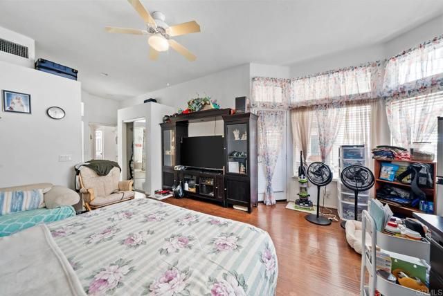 1999 Pecan Tree Street, Hemet, CA 92545