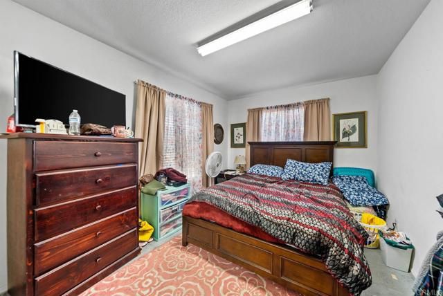 1999 Pecan Tree Street, Hemet, CA 92545