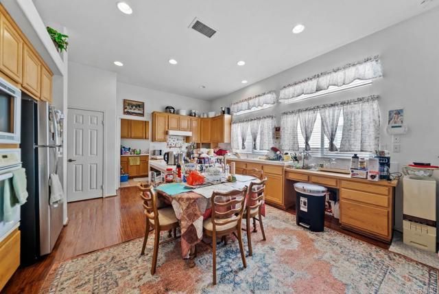 1999 Pecan Tree Street, Hemet, CA 92545