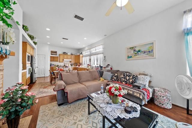 1999 Pecan Tree Street, Hemet, CA 92545