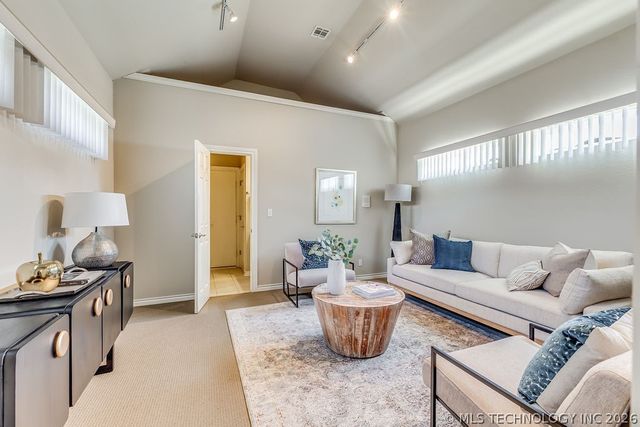 9311 N 139th East Avenue, Owasso, OK 74055