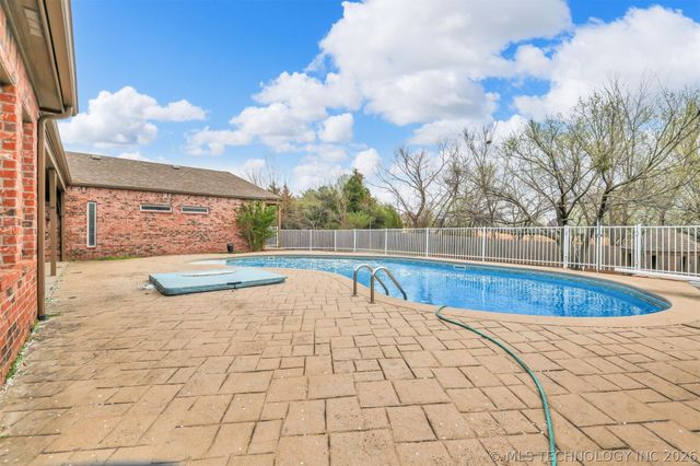 9311 N 139th East Avenue, Owasso, OK 74055