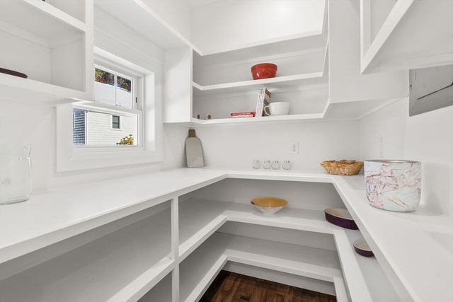 62 Claybrook Road, Dover, MA 02030