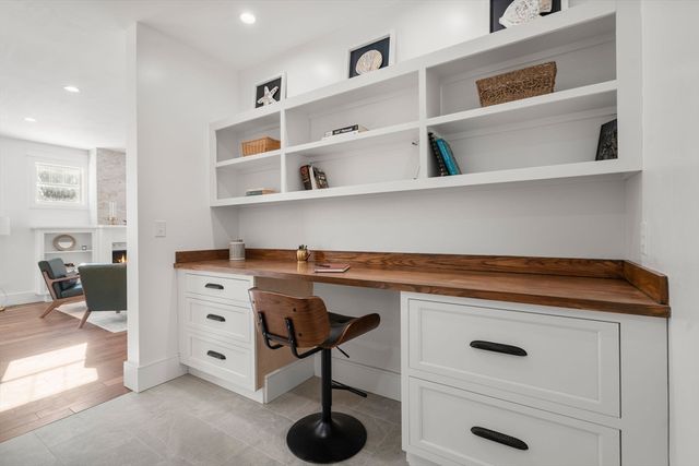 62 Claybrook Road, Dover, MA 02030