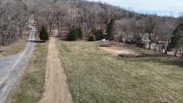 4020 Carter Branch Rd, Hartsville, TN 37074