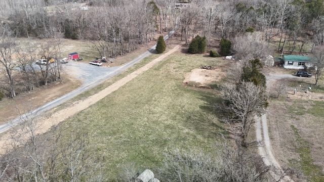 4020 Carter Branch Rd, Hartsville, TN 37074