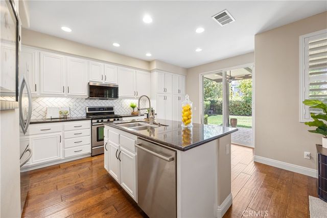 28536 Plymouth Way, Temecula, CA 92591