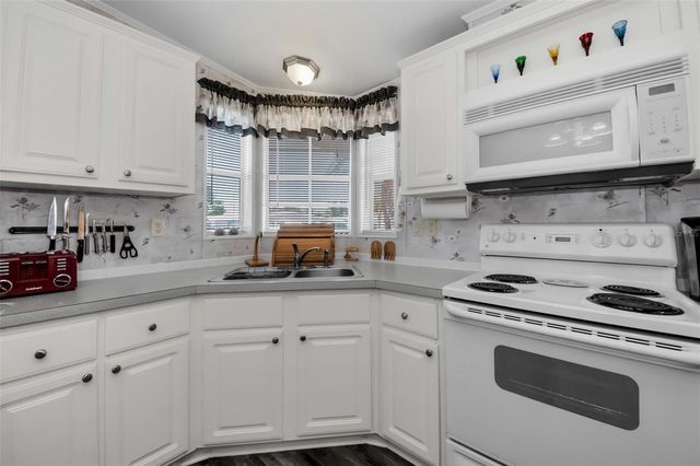 78 RACHEL DRIVE, Tarpon Springs, FL 34689